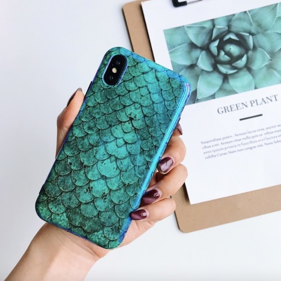 🧜♀️Mermaid Holographic iPhone case - Picture 8 of 8